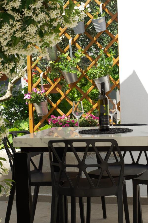 Wine Garden Holiday Home PUY 외부 사진